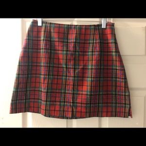 Juniors plaid skirt